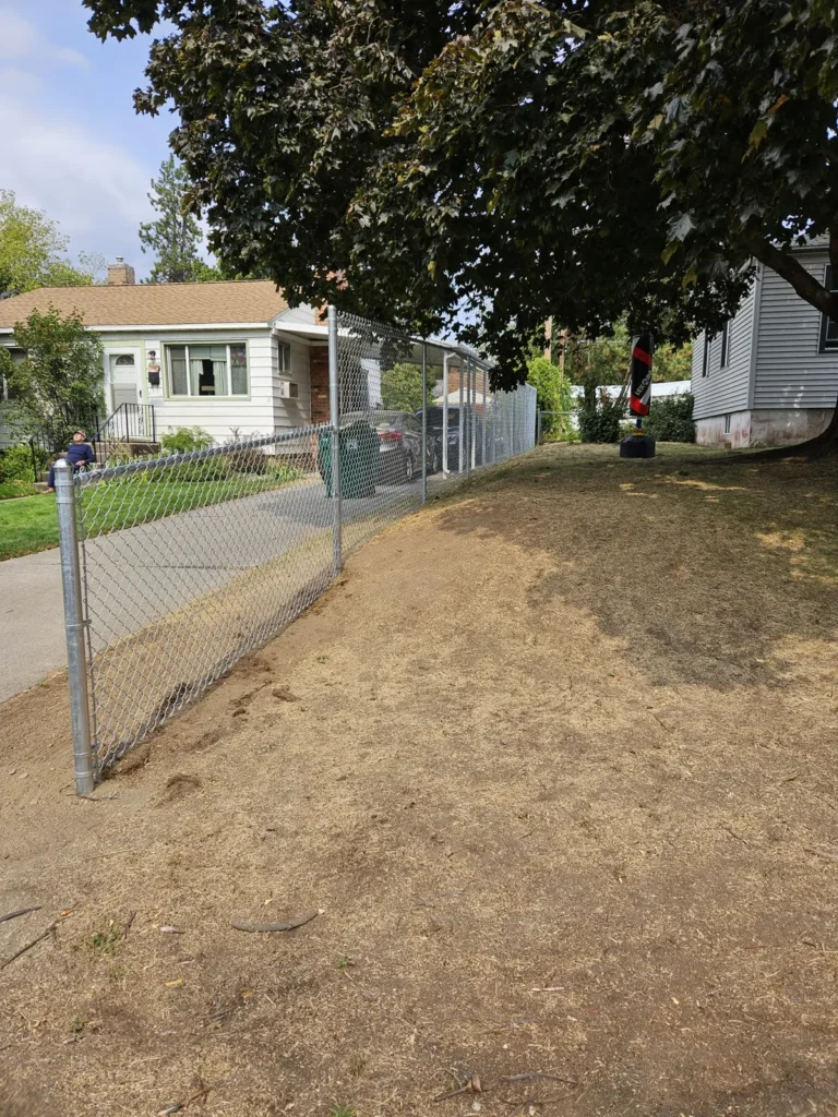 Chain link yard & vehicle access — 2