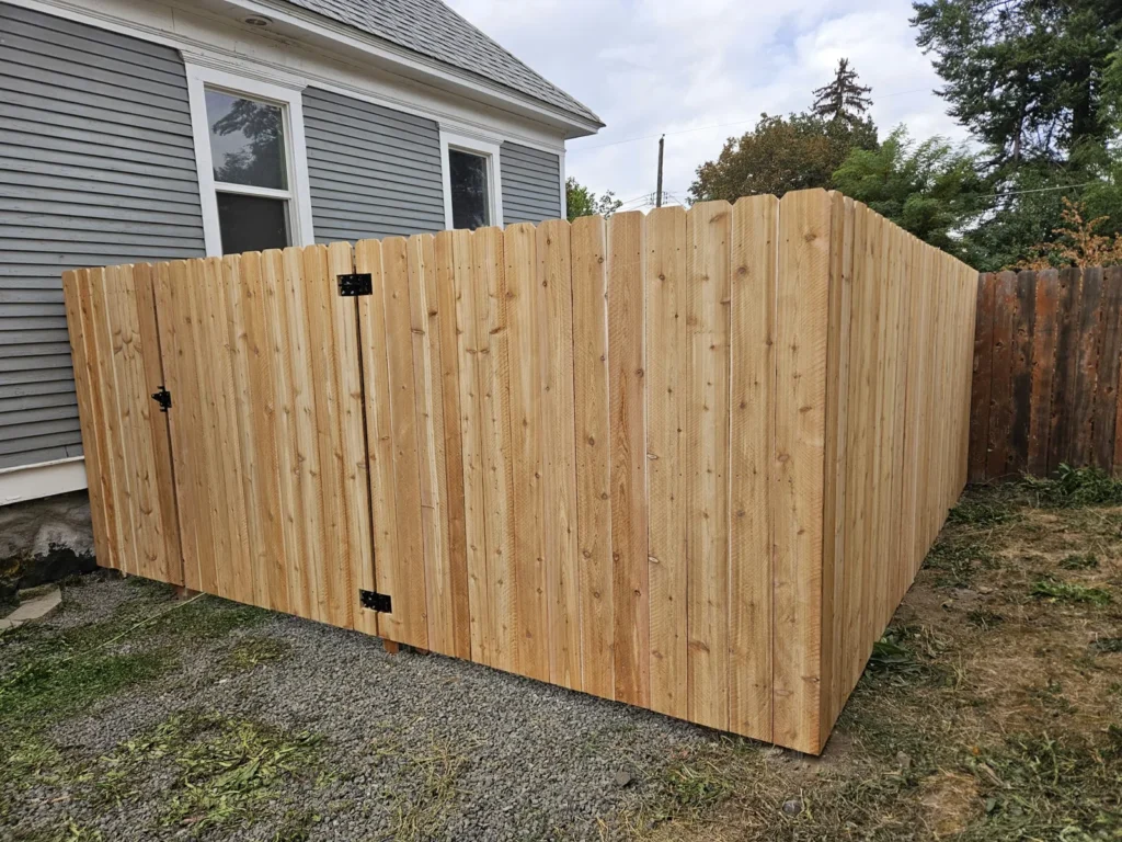Wood privacy fence & side gate